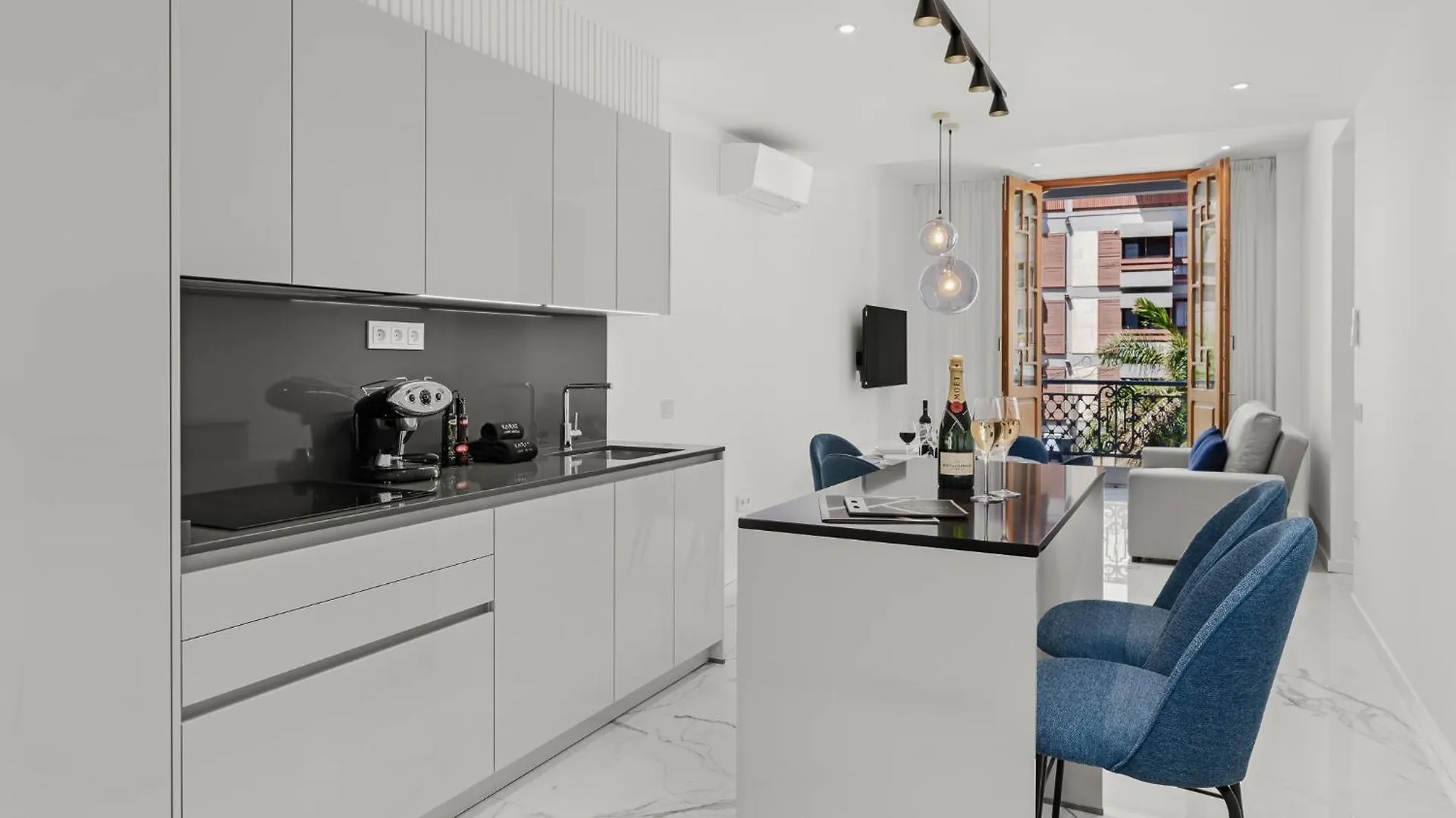 7 Luxury Suites By Karat Санта-Крус-де-Тенерифе 0*,